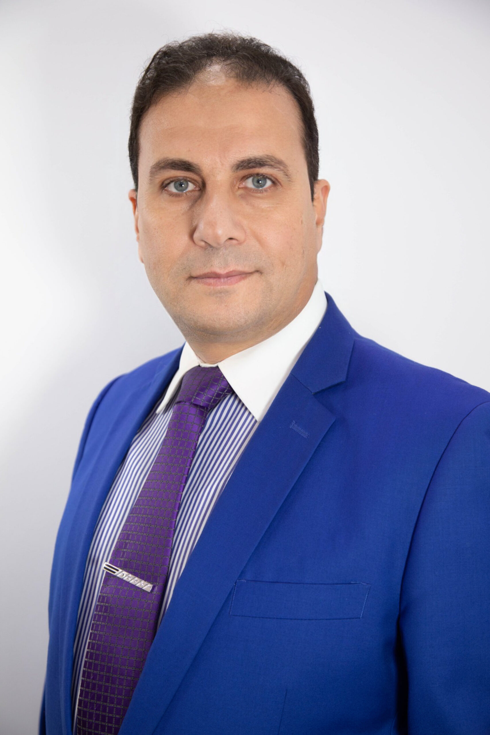 Dr\ Tarek Abdul-Aziz Newar